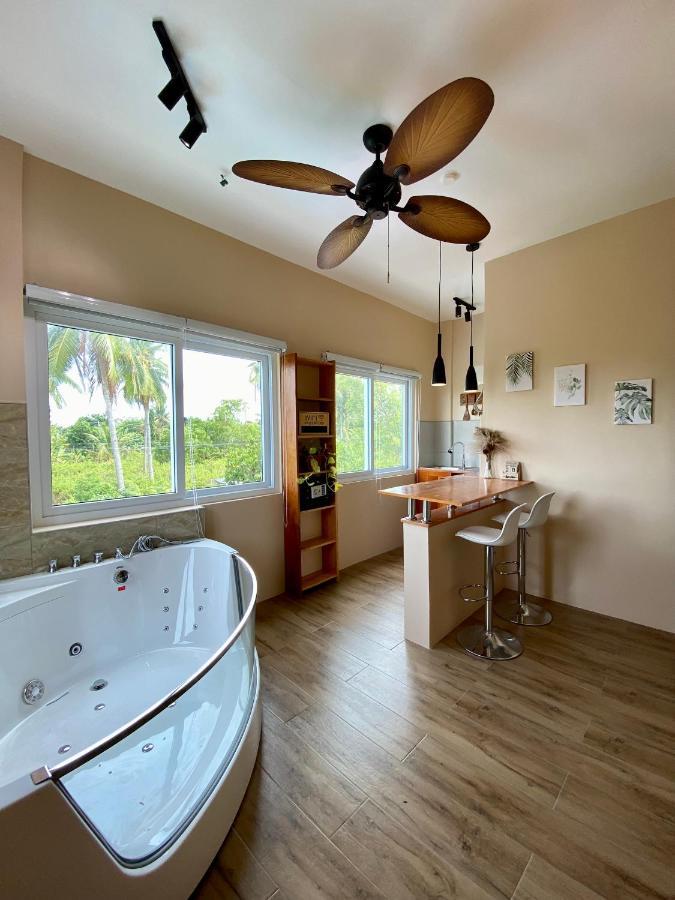 Moalboal Lrs Lovers Nest Guest house Basdiot