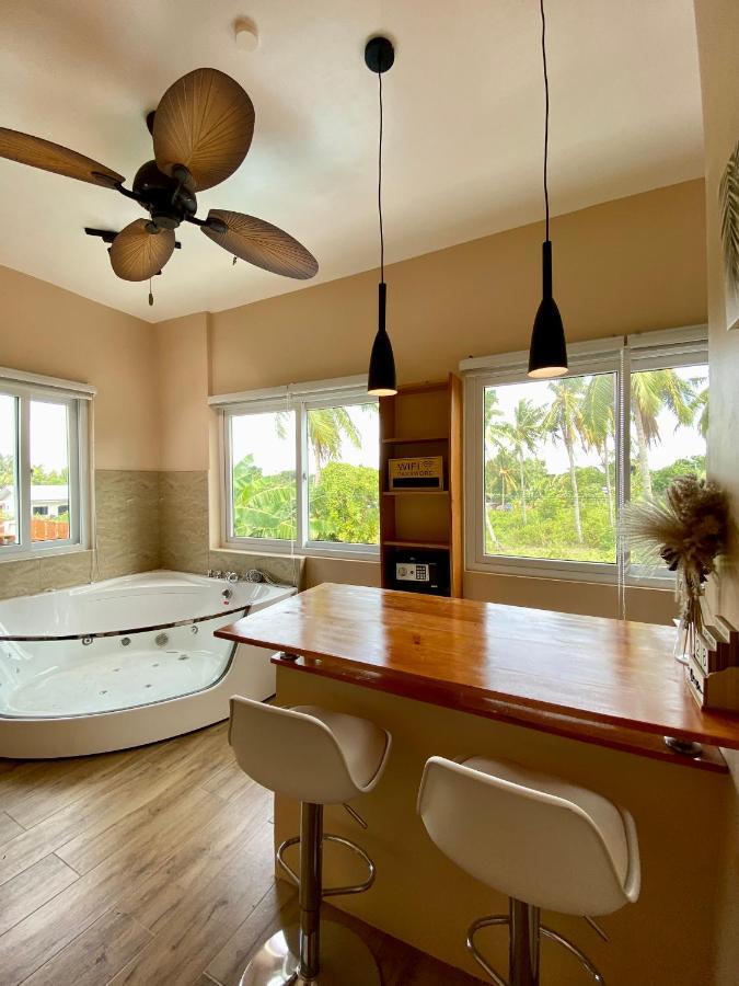 Moalboal Lrs Lovers Nest Guest house Basdiot