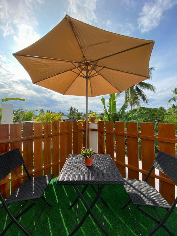 Moalboal Lrs Lovers Nest Guest house *