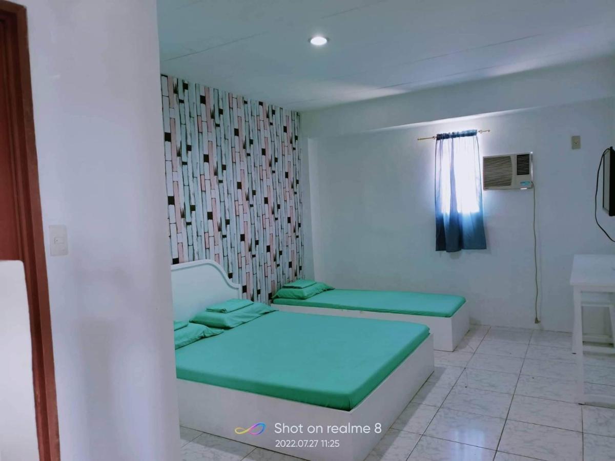 Traveler's Hostel