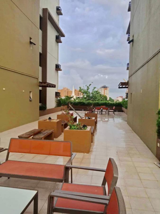 Aparthotel Grand Residences Unit - Walking Distance To It Park