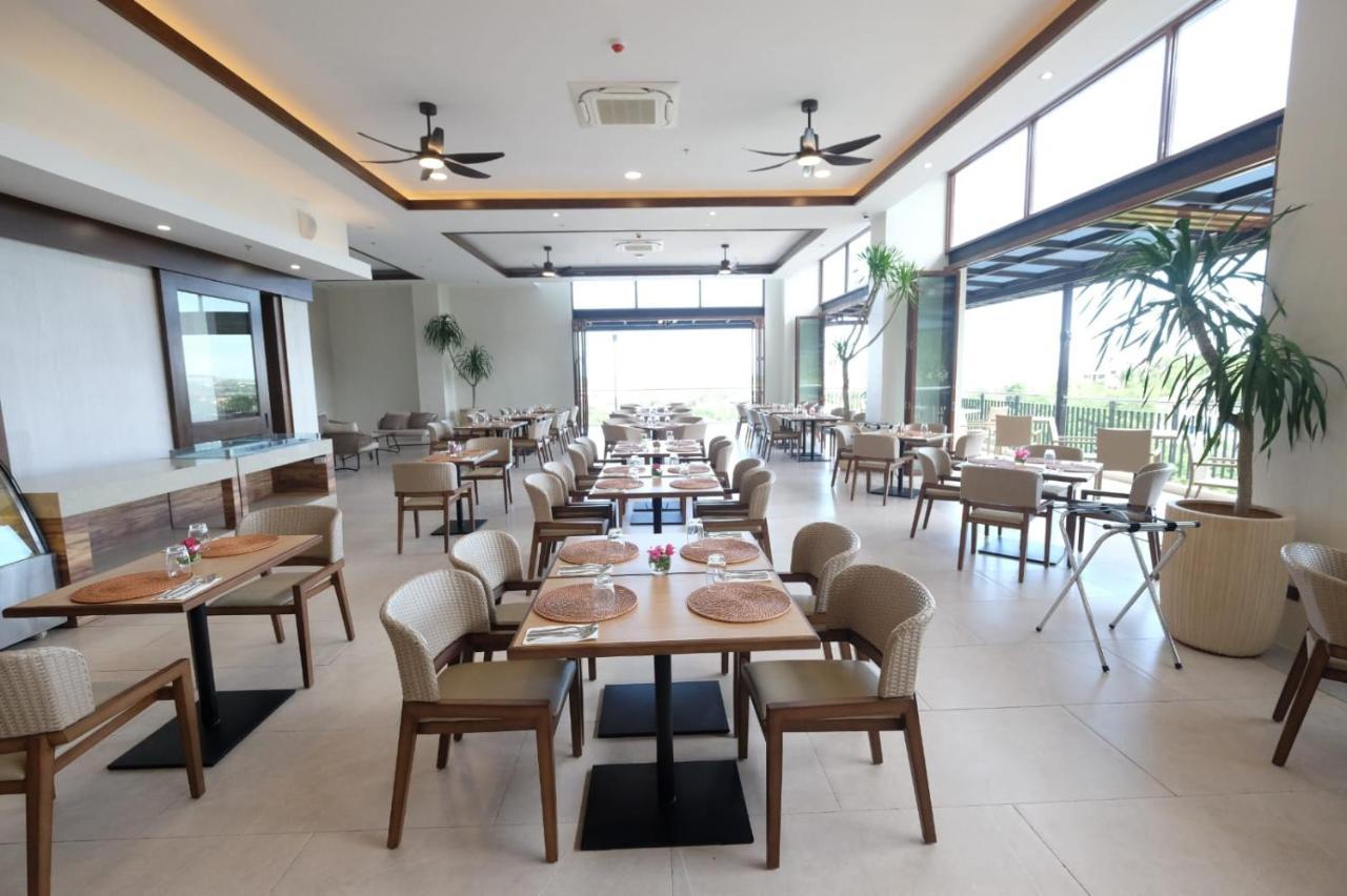 Cebu One Tectona