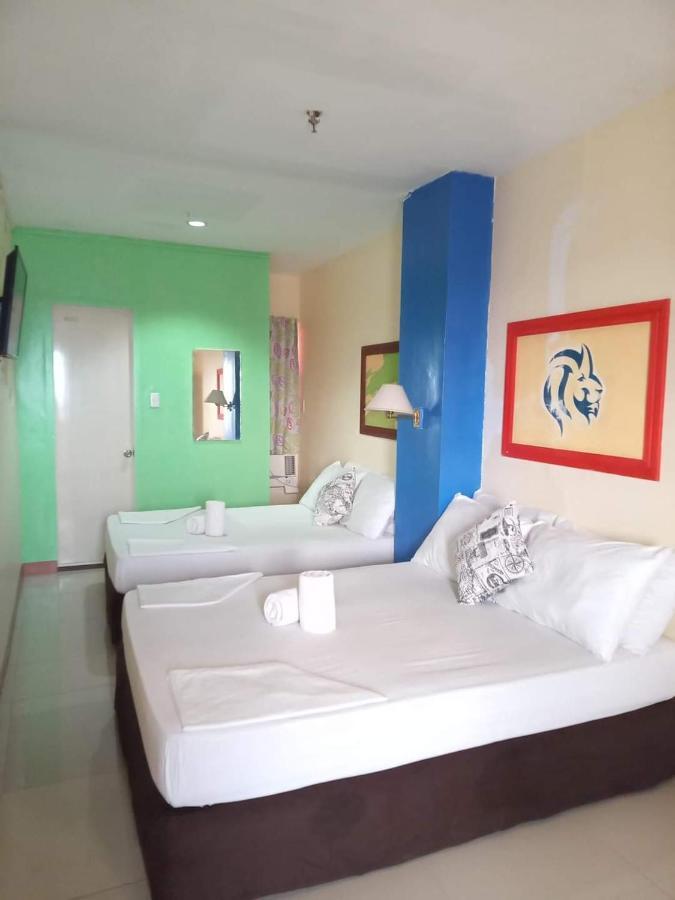 Hotel Oslob Sebastian 4*