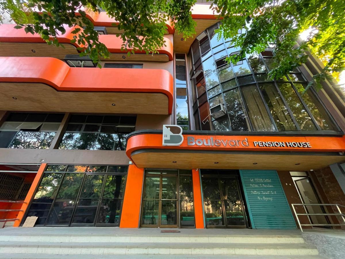 Oyo 982 Boulevard House Cebu