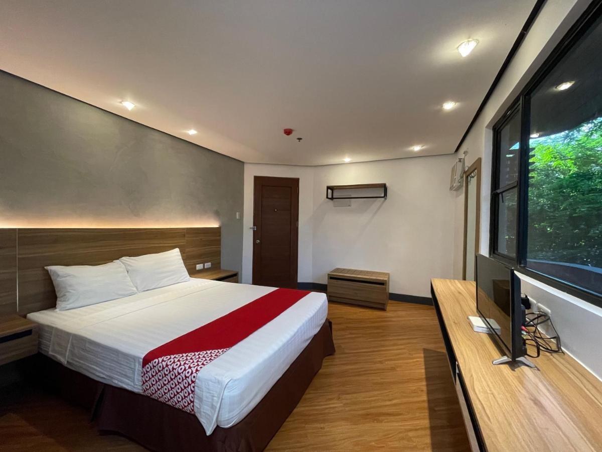 Oyo 982 Boulevard House Hotel Cebu