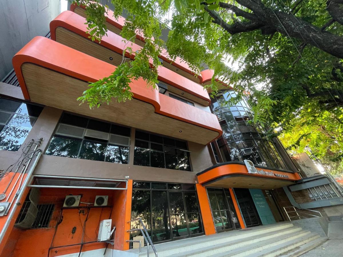 Oyo 982 Boulevard House Hotel Cebu