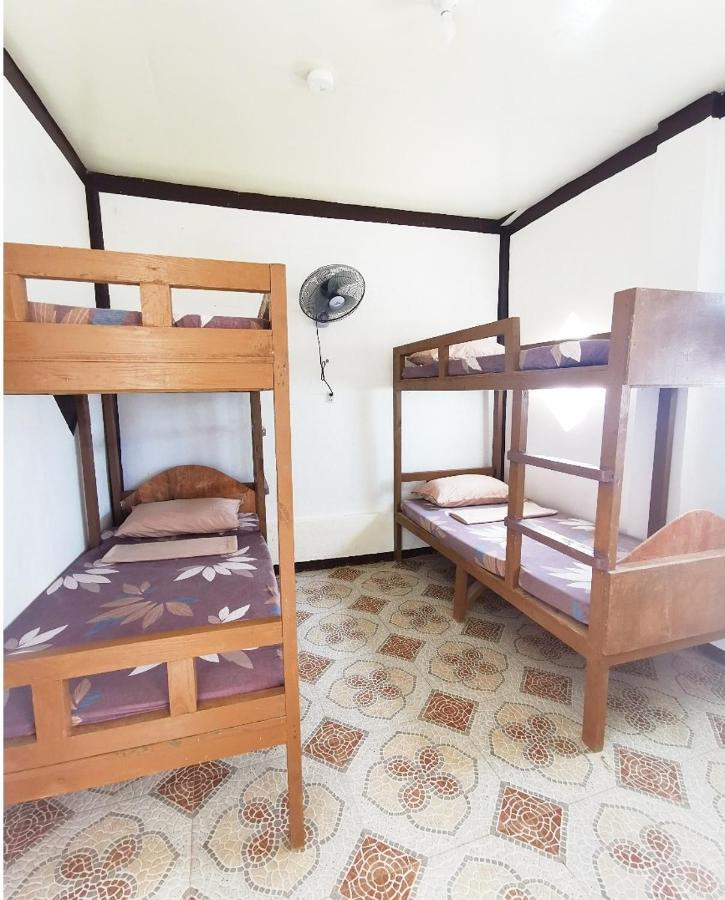 Hostel Seaside *