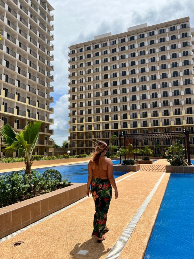 Apartment With Resort-like Living, Everyday