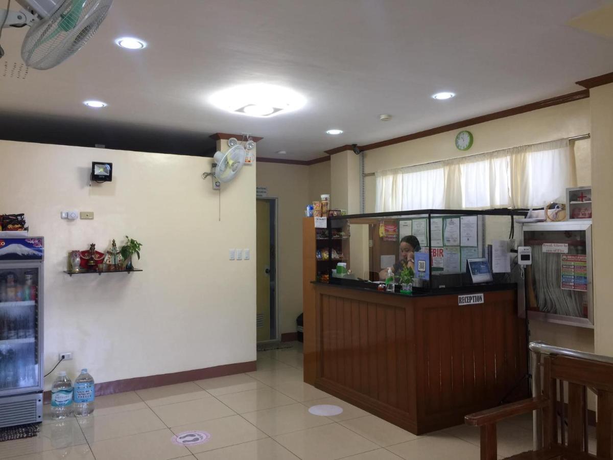 Hotel Marion's 1 Bantayan Powered By Cocotel 3*