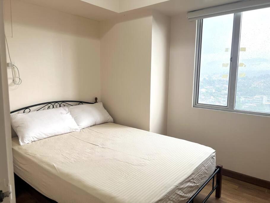 2-br Unit In It Park Cebu