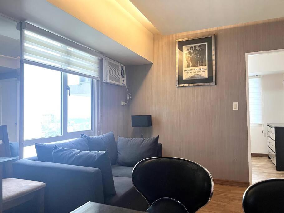2-br Unit In It Park *