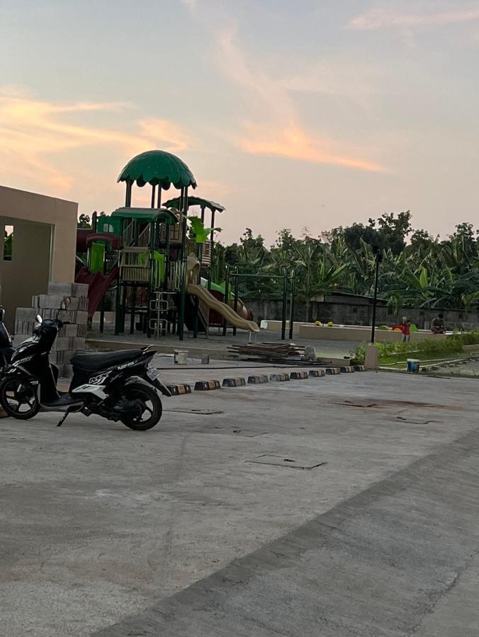 Saekyung Village One Phase 3 Inn Suba Basbas