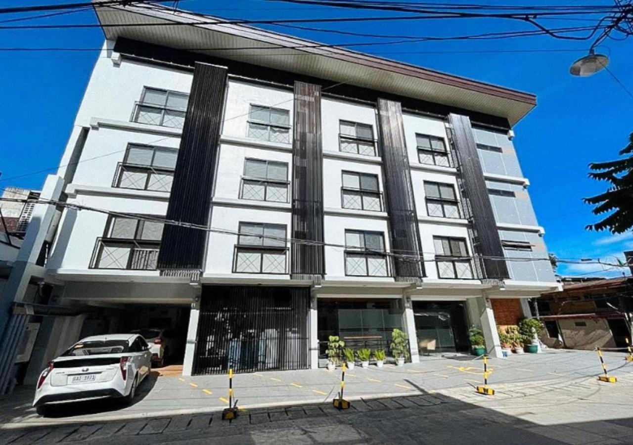 Hotel Rudhil's Place 2*