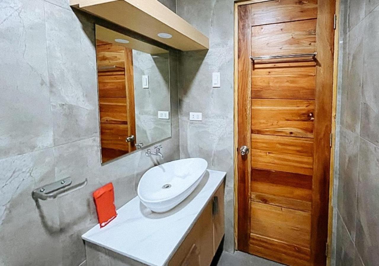 Rudhil's Place Hotel 2*