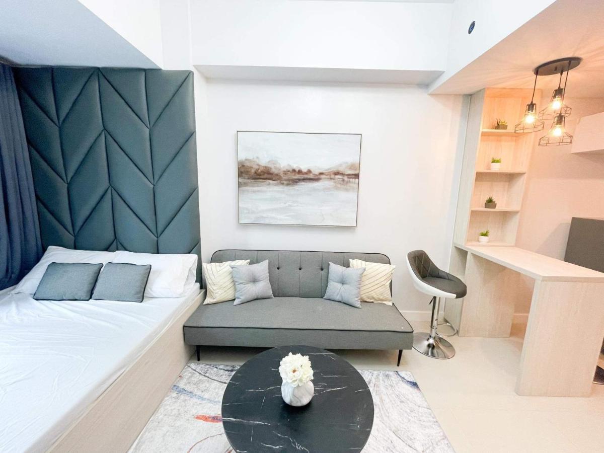 38 Park Avenue Right In The Heart Of It Park Cebu, 55 Inches Tv, Wifi *