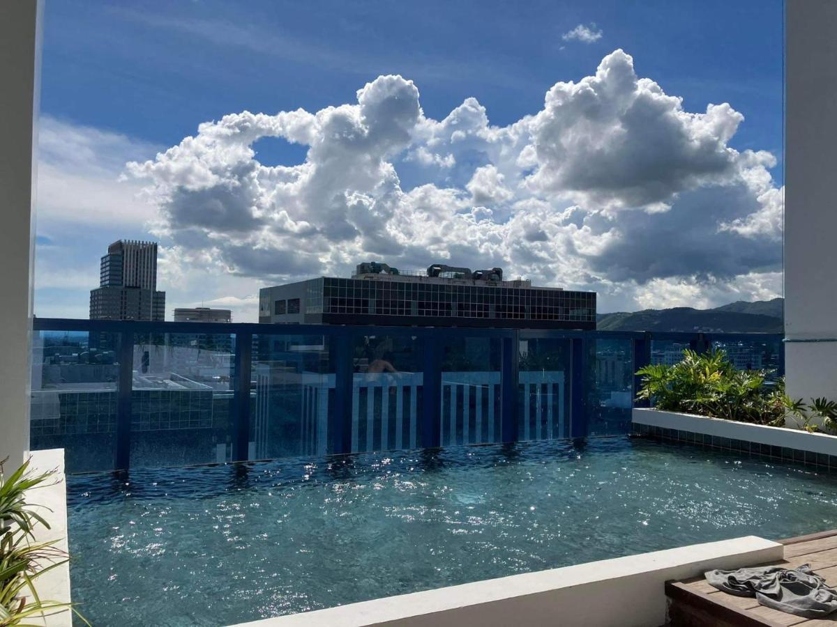 38 Park Avenue Right In The Heart Of It Park Cebu, 55 Inches Tv, Wifi * Tabok