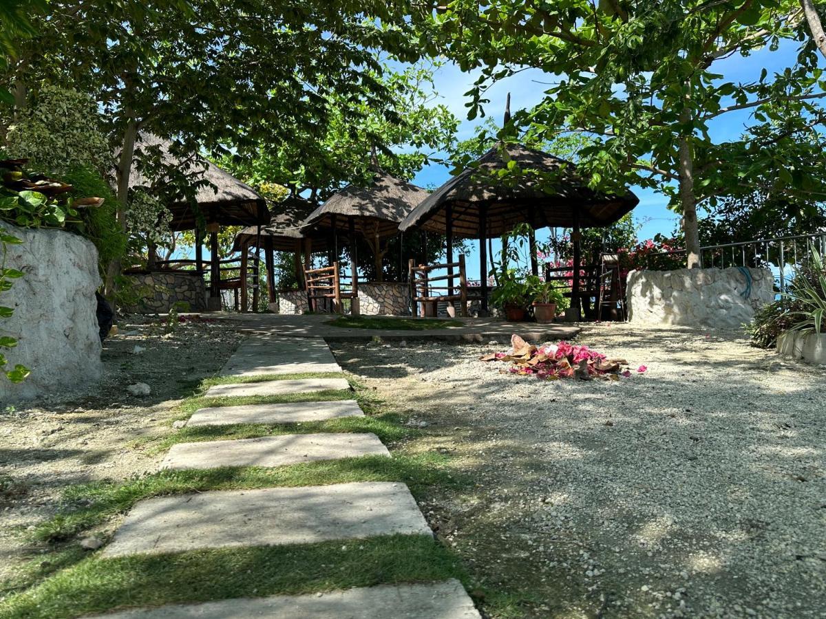 Nanay Eustiquia Complex Saavedra