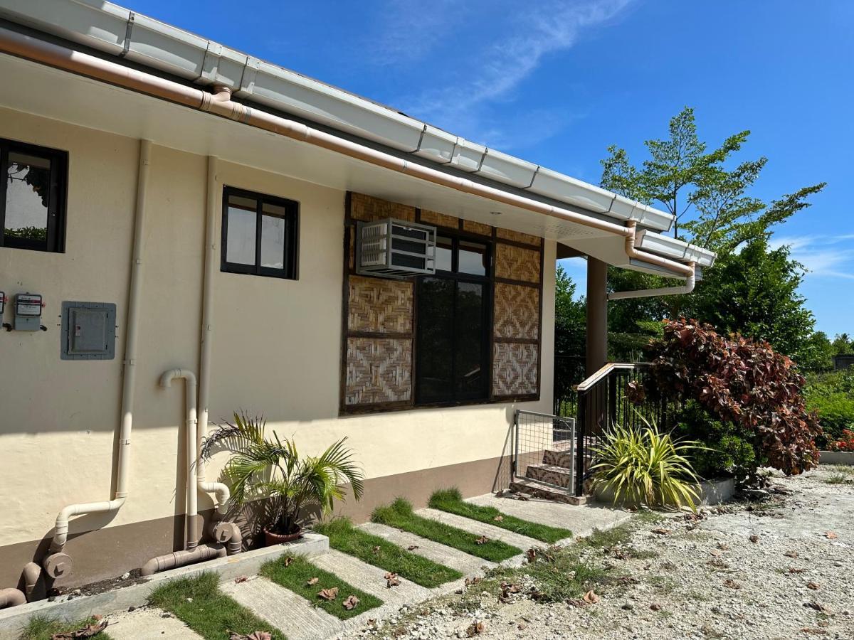 Nanay Eustiquia Complex Resort *
