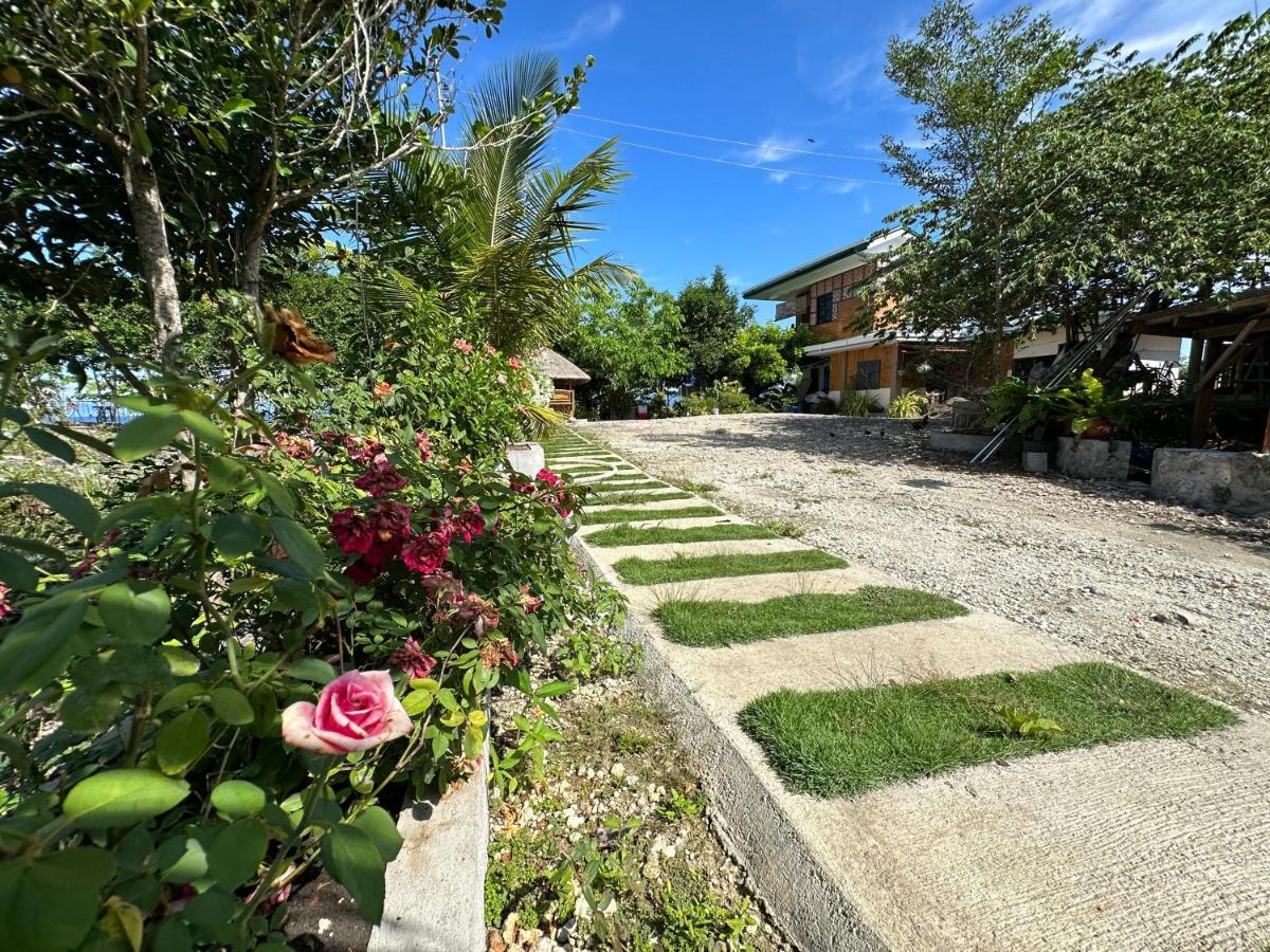 Nanay Eustiquia Complex *