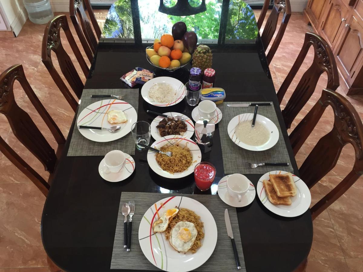 Bed & Breakfast Lambug Beach Homestay *