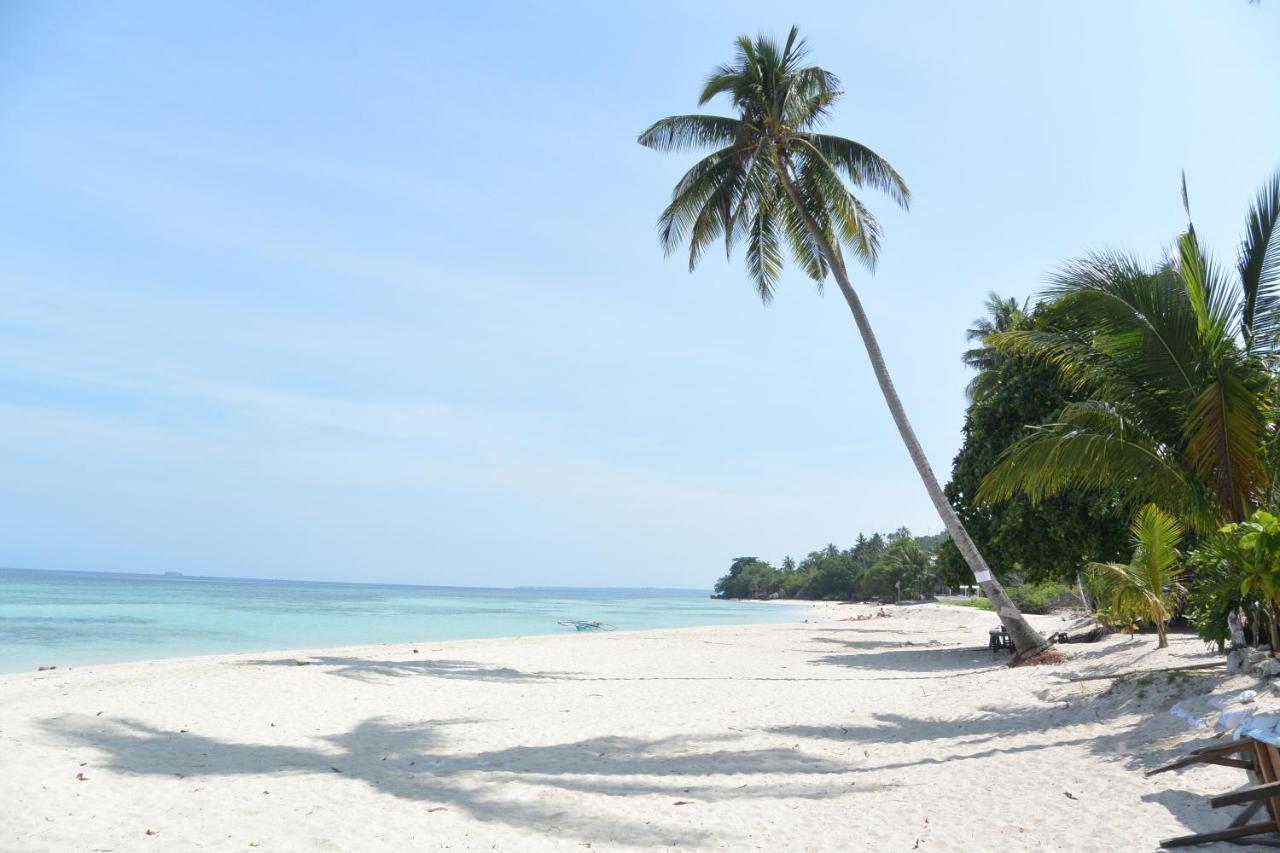 Lambug Beach Homestay Bed & Breakfast *