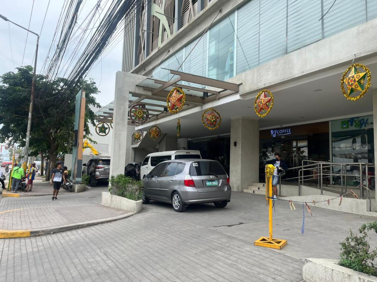Bed & Breakfast Across Sm Sunvida Tower Unit *