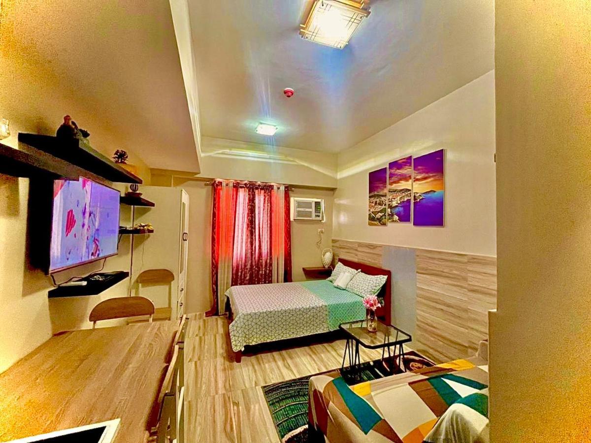 Bed & Breakfast Across Sm Sunvida Tower Unit