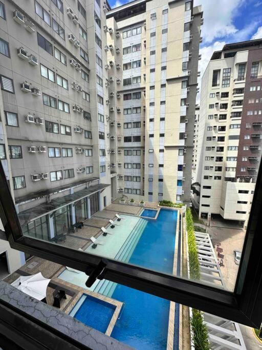 Apartment Living,the Persimmon Double Beds 4pax Cebu