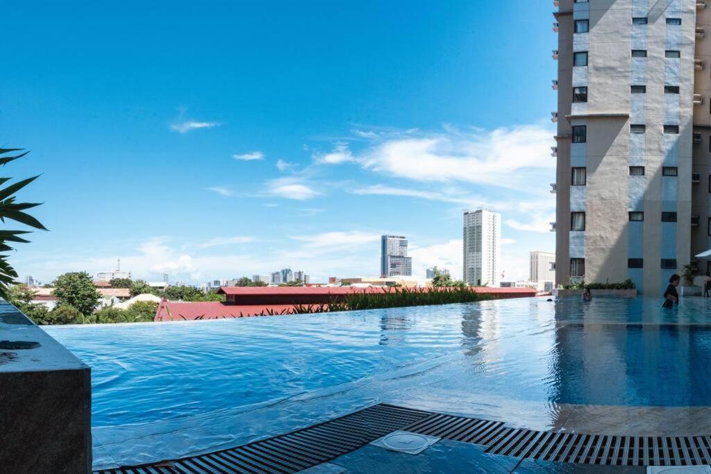 Living,the Persimmon Double Beds 4pax Cebu