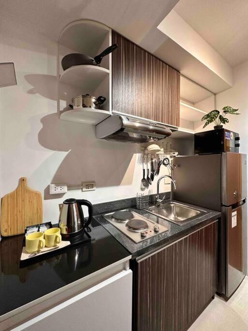 Apartment Living,the Persimmon Double Beds 4pax *