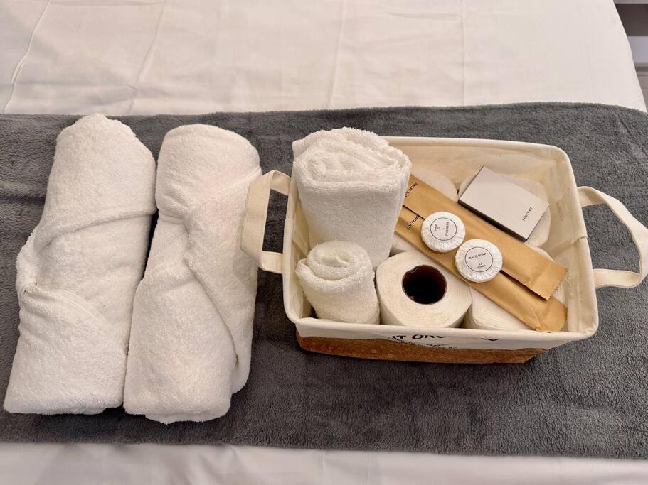 Apartment Living,the Persimmon Double Beds 4pax *