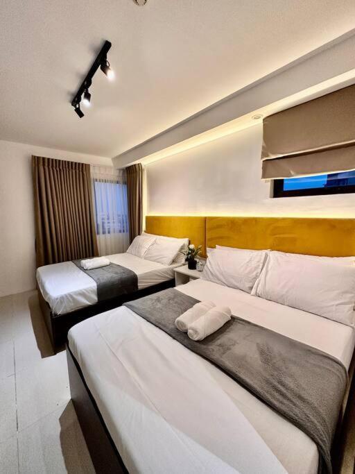 Living,the Persimmon Double Beds 4pax * Cebu
