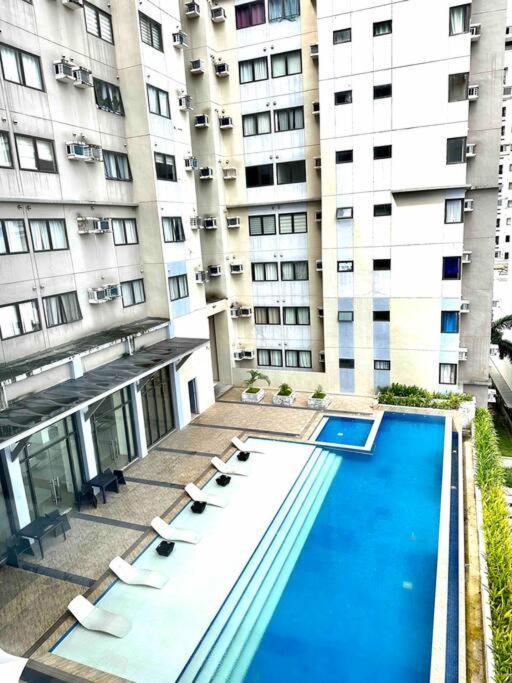 Apartment Living,the Persimmon 2-4pax