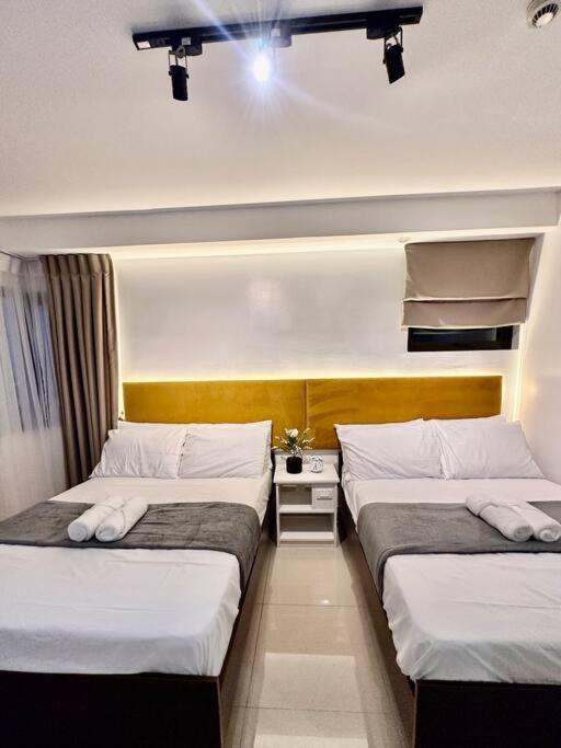 Living, The Persimmon Double Beds Cebu