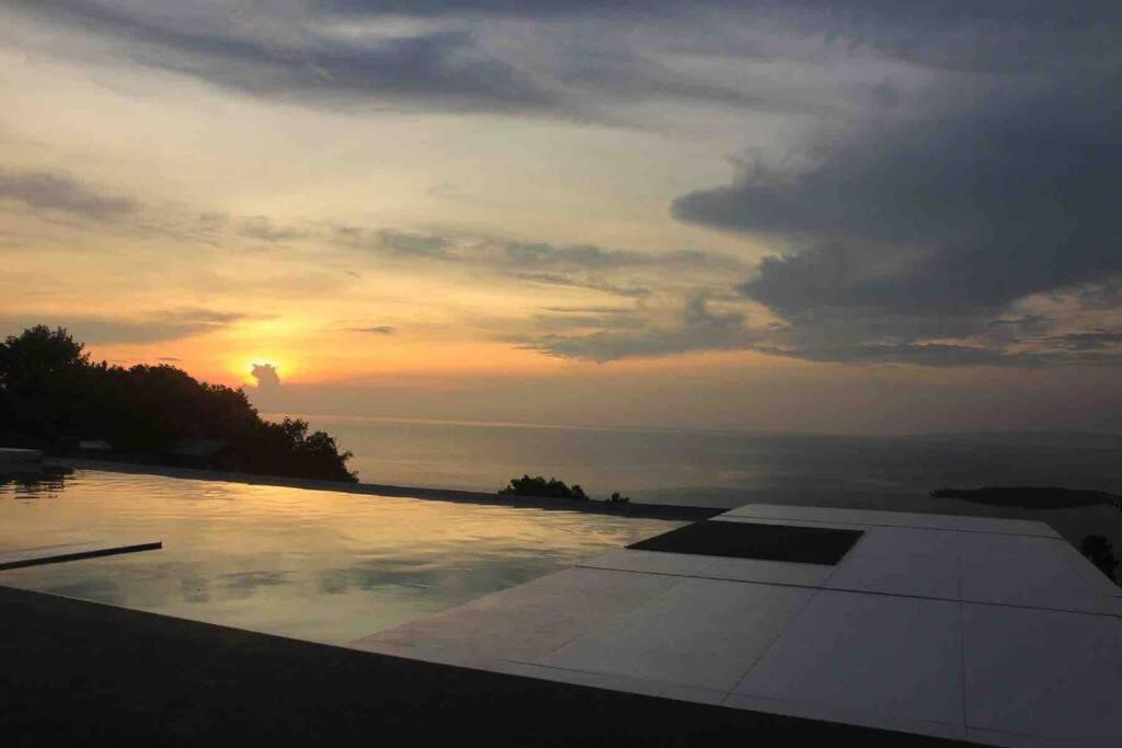 Scia Hills Exclusive 25pax Wifi Netflix Hbo Videoke Pool Oslob