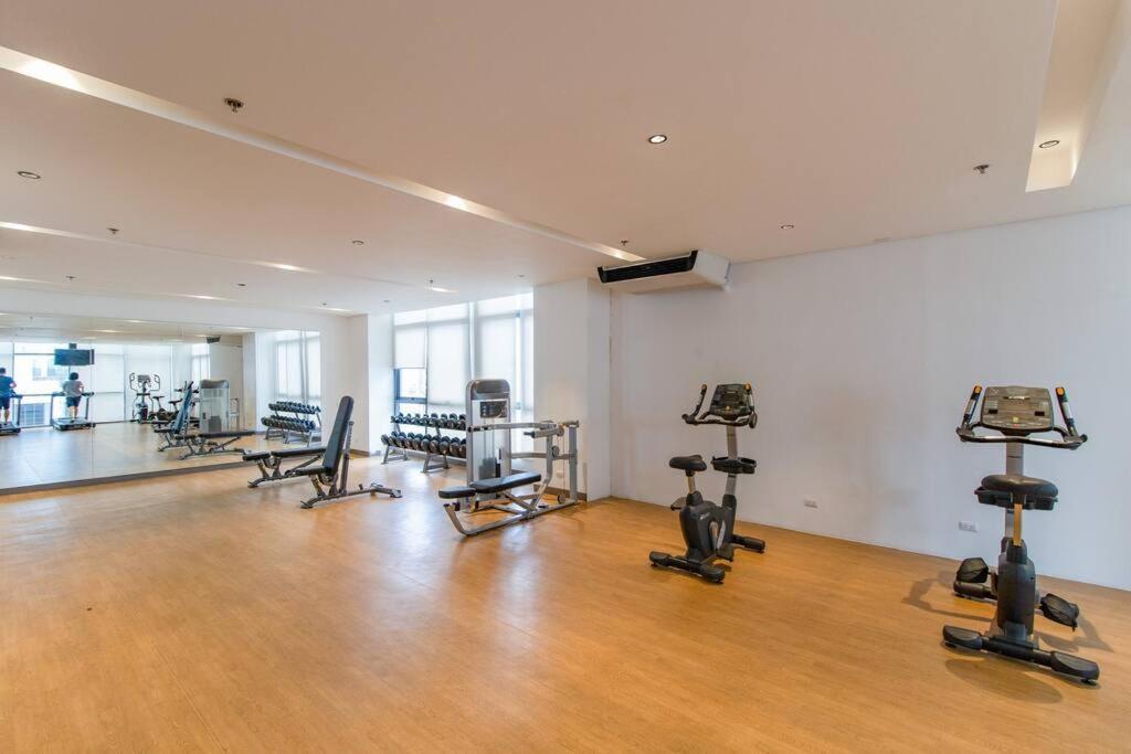 Omp 17j-t1, Seaview, Beach, Pool Access,near Airport, Fast Wi-fi, Netflix * Punta Engano (Mactan)