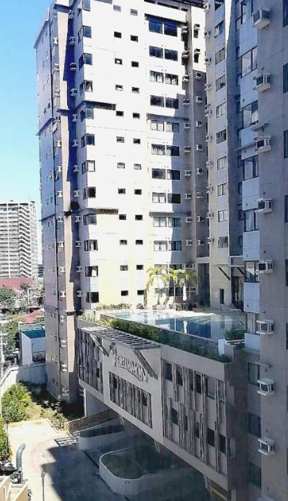 The Persimmon Tower 3 Unit 1153 Located In Mj Cuenco City Aparthotel