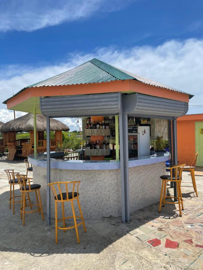 Rainbow Beach Bar &