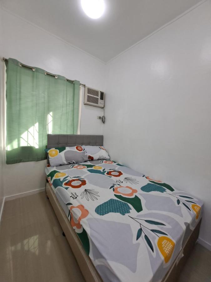 Violet Apartment *