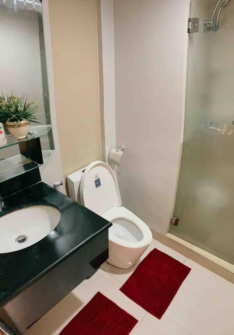 Spacious Appleone Equicom Ayala Apartment