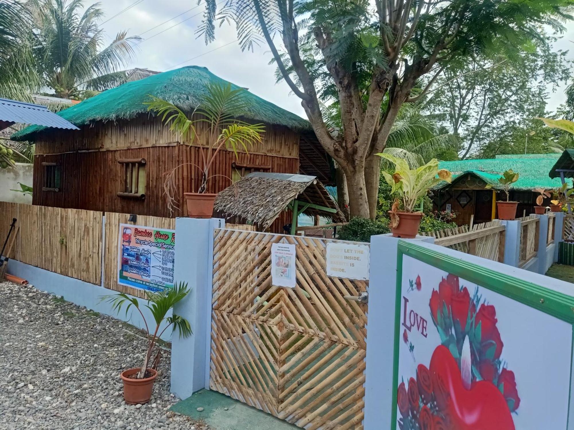 Bamboo House / Moalboal