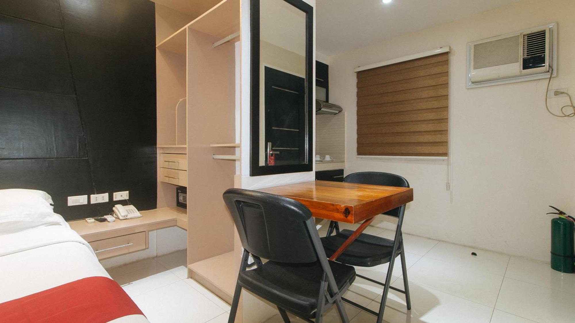 Reddoorz At Grand Apartelle Hernan Cortes 3* Cebu