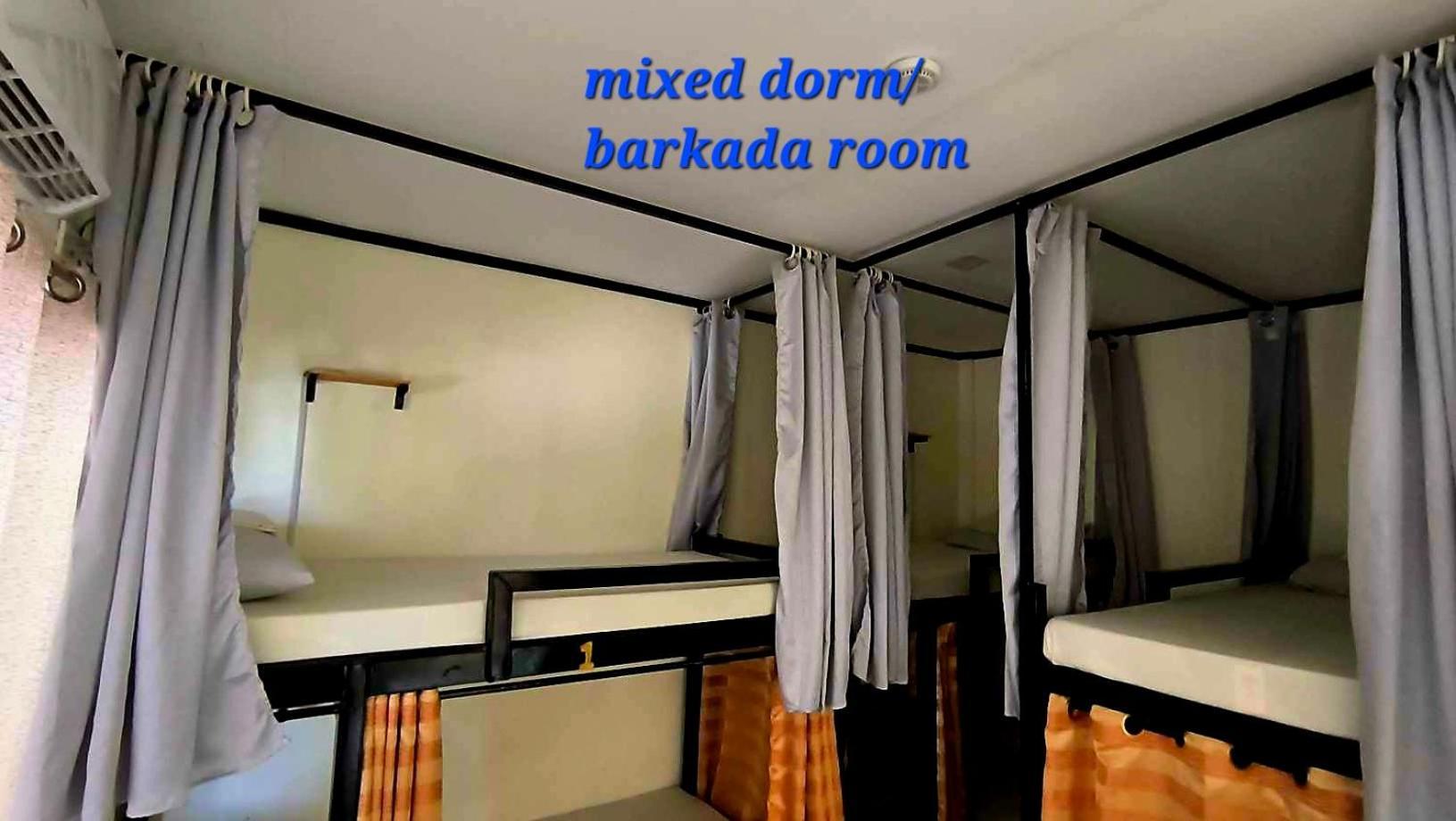 Cheri Backpackers Hostel *