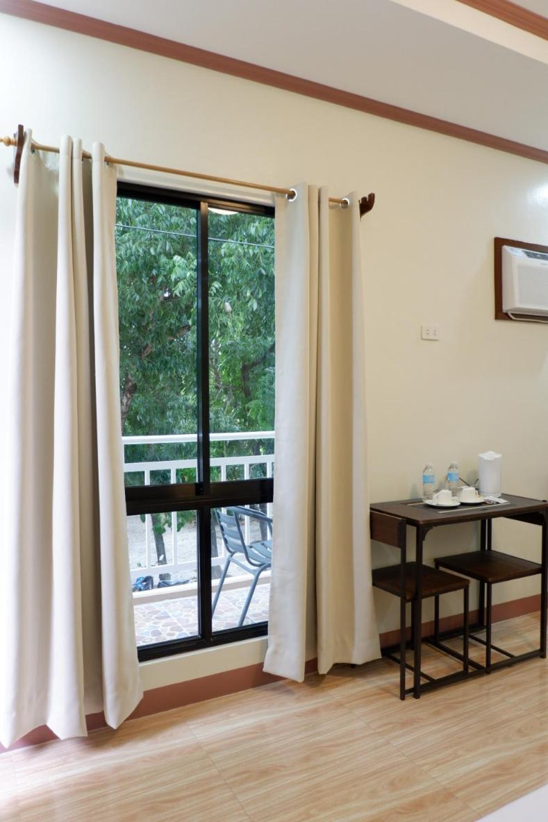 Jun's Homestay Oslob