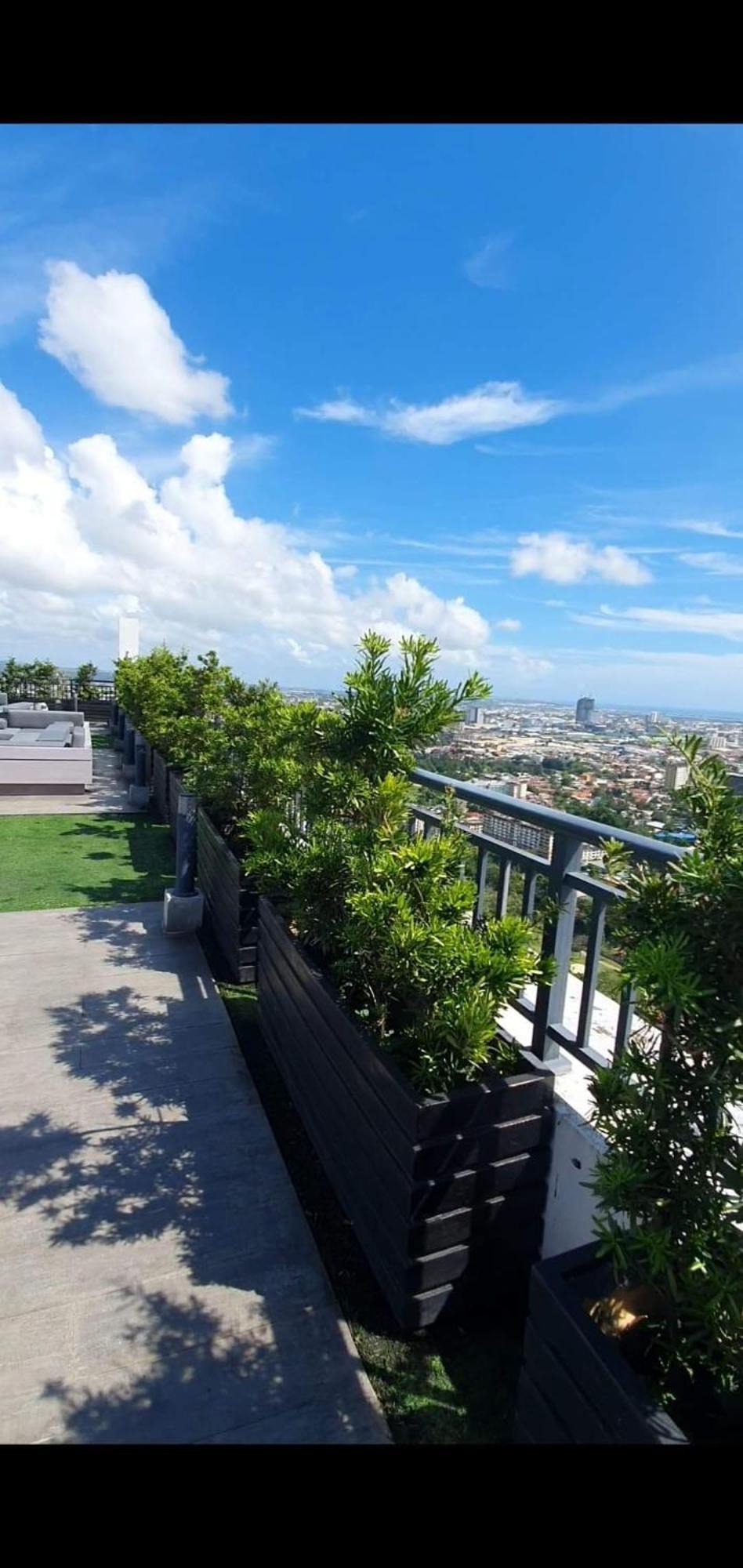 Arlowes At 20f Grand Residences *