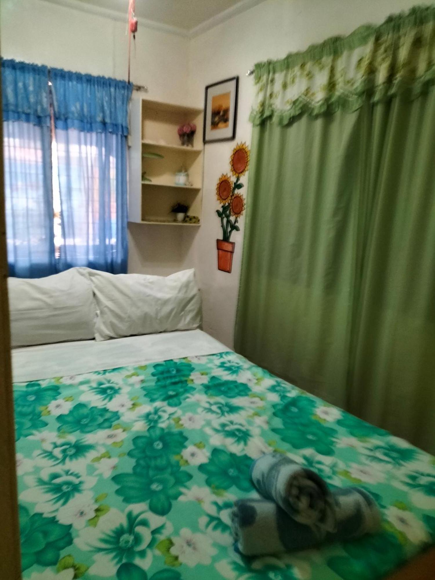 Cronin Bed & Breakfast Oslob