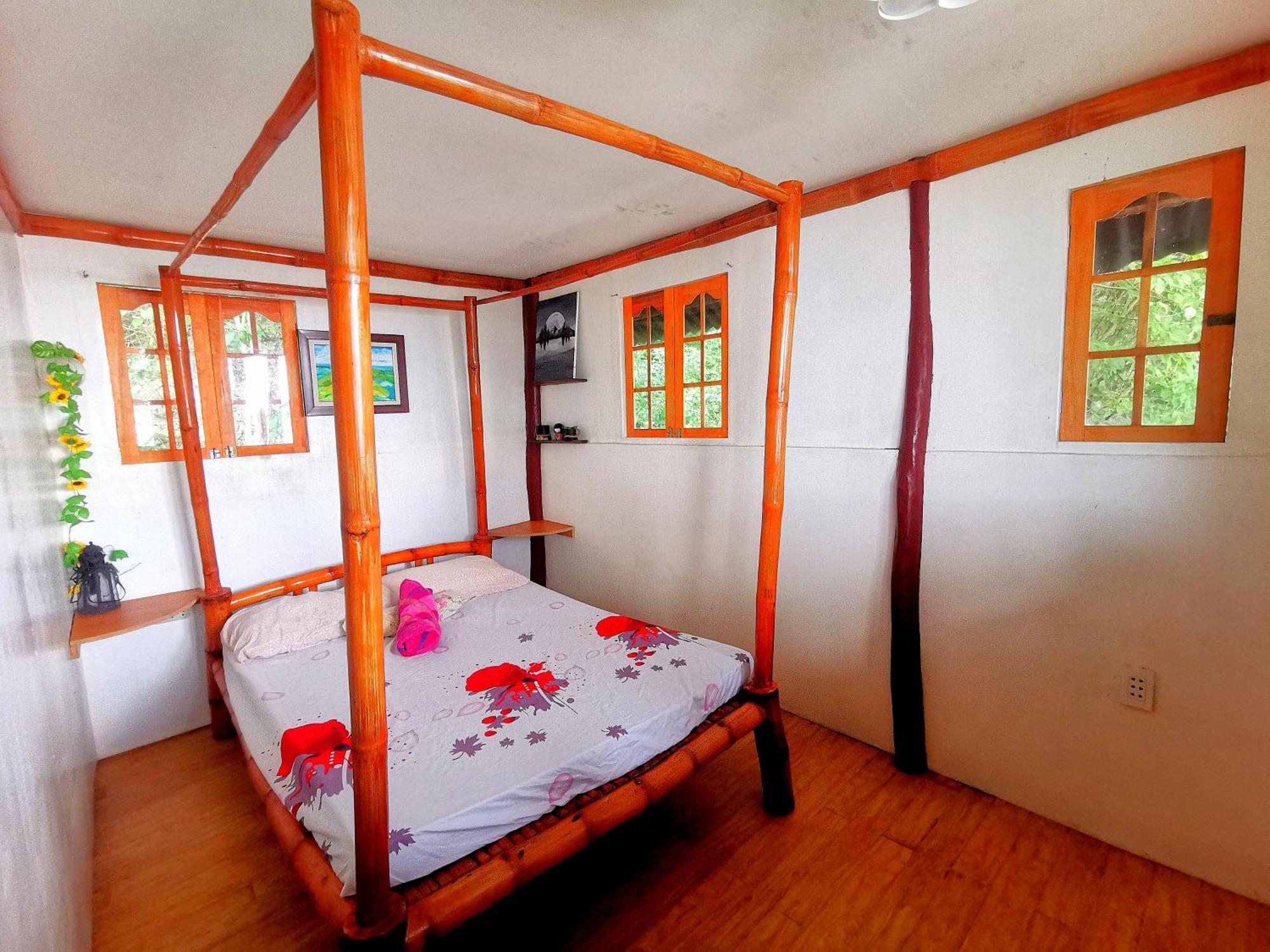 Bahay sa kanayunan Sea Esta House Boljoon