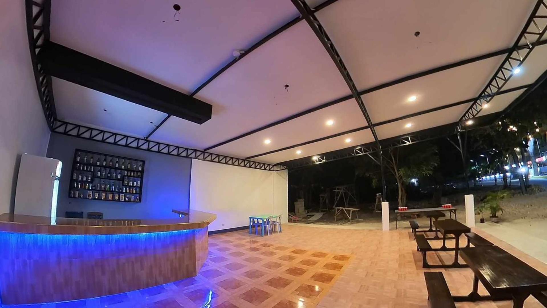 Junie House Hostel Moalboal