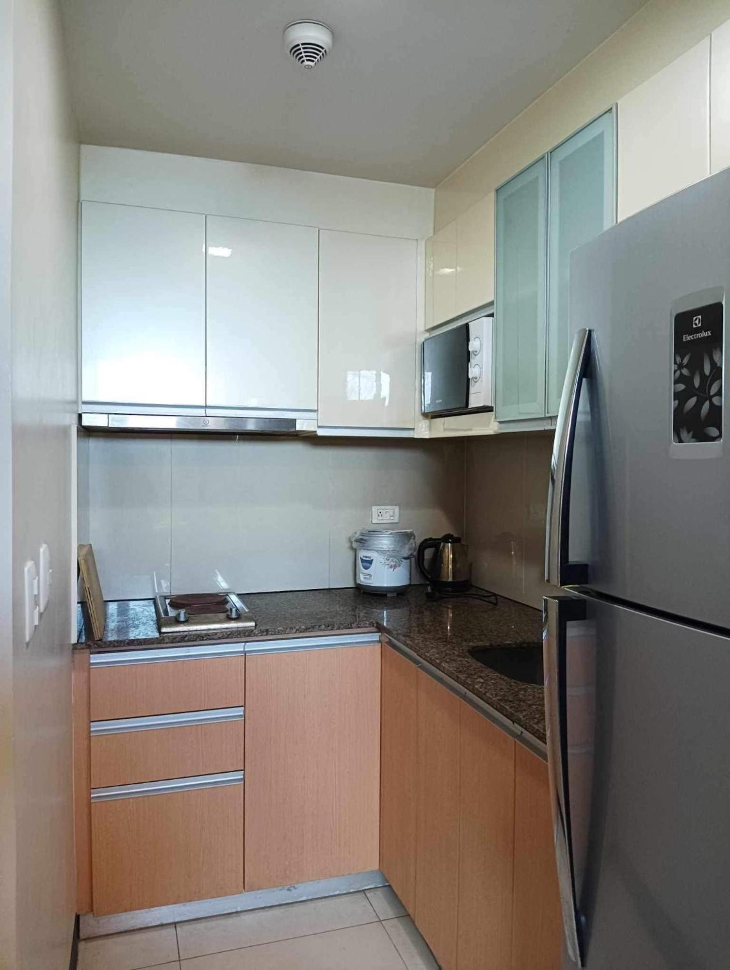 Mactan Seaview Apartment *