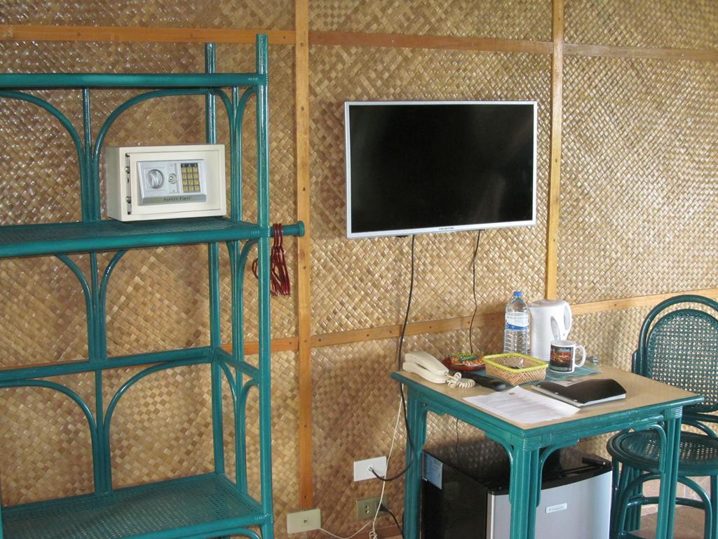 Resort Parrot Paradise Boljoon